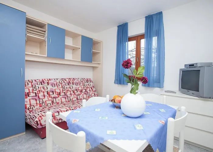 Prenc Pisuko * 로비니